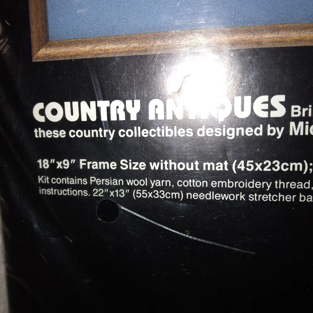 NEEDLEPOINT Dimensions Country Antiques, KIT  NEW
